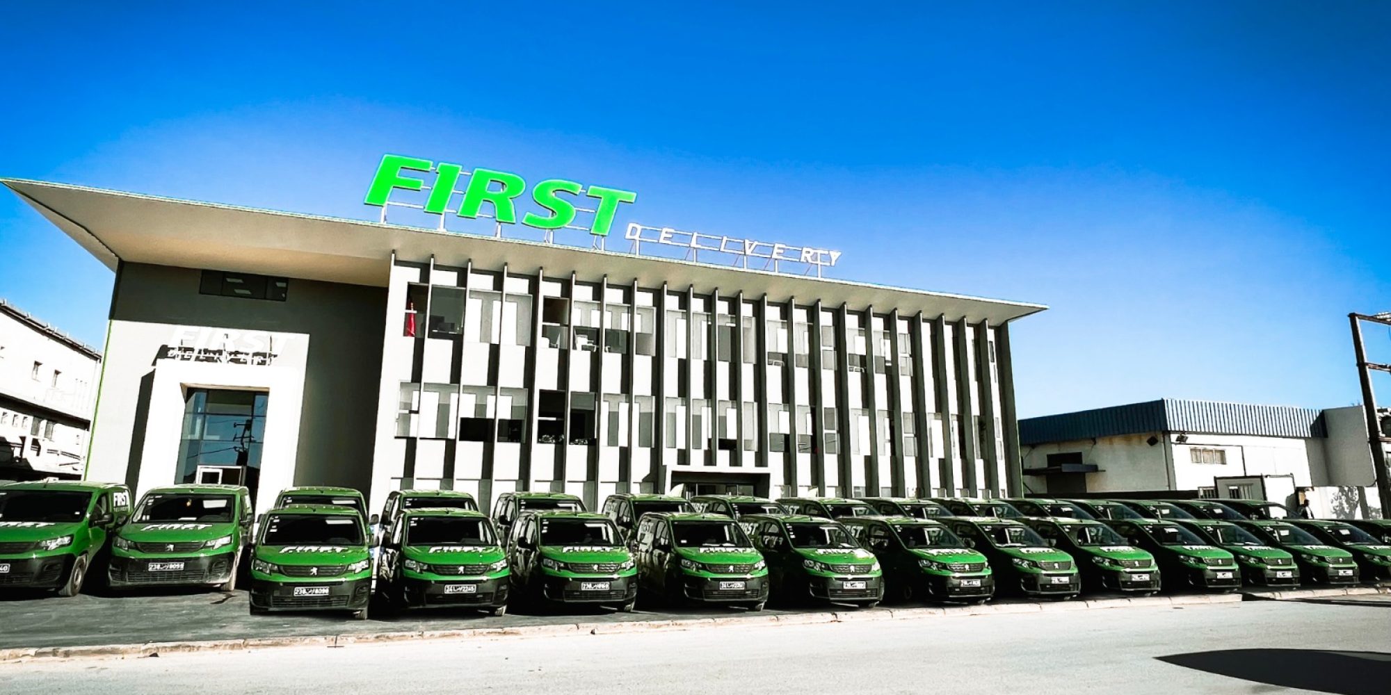 First Delivery révolutionne la logistique avec son nouveau service innovant « First Tsaba9lek »